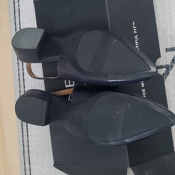 Sling back pumps - Picture 4 of 4